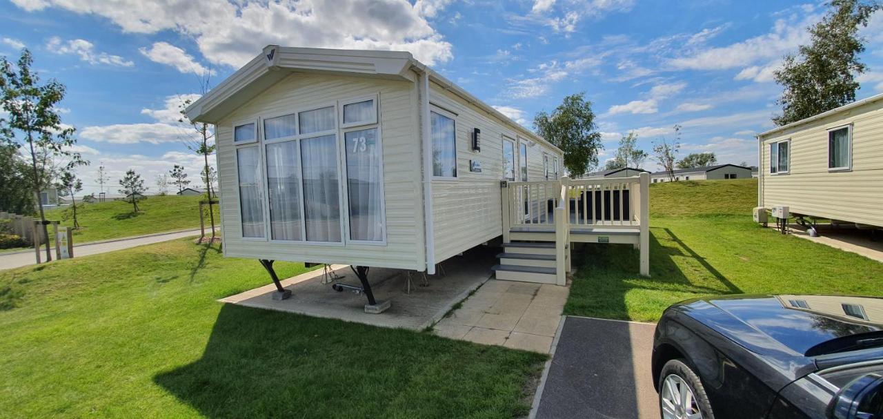 Rj Luxury Caravan Hire With Hot Tub Таттершолл Экстерьер фото